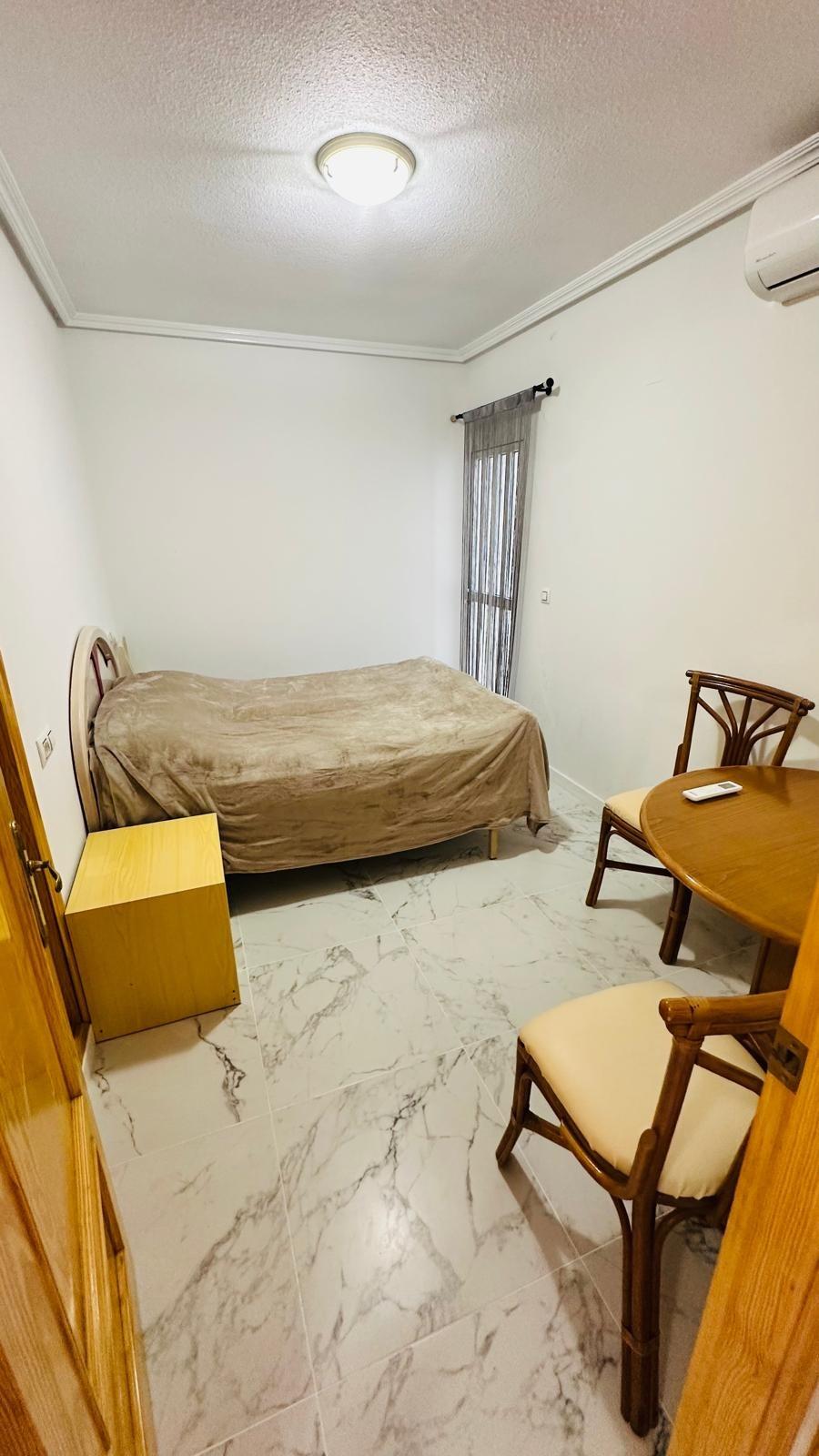 Terrace in apartment for sale in Torrevieja