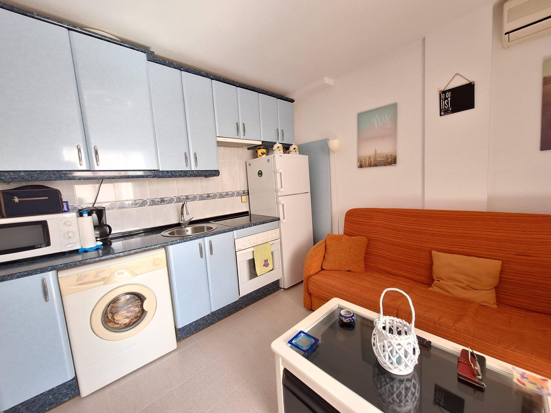 Bedroom in apartment for sale in Torrevieja