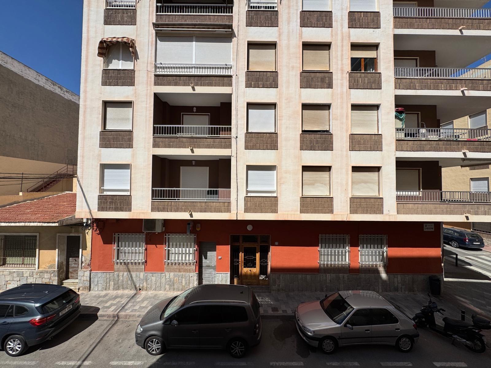 Terrace in apartment for sale in Torrevieja