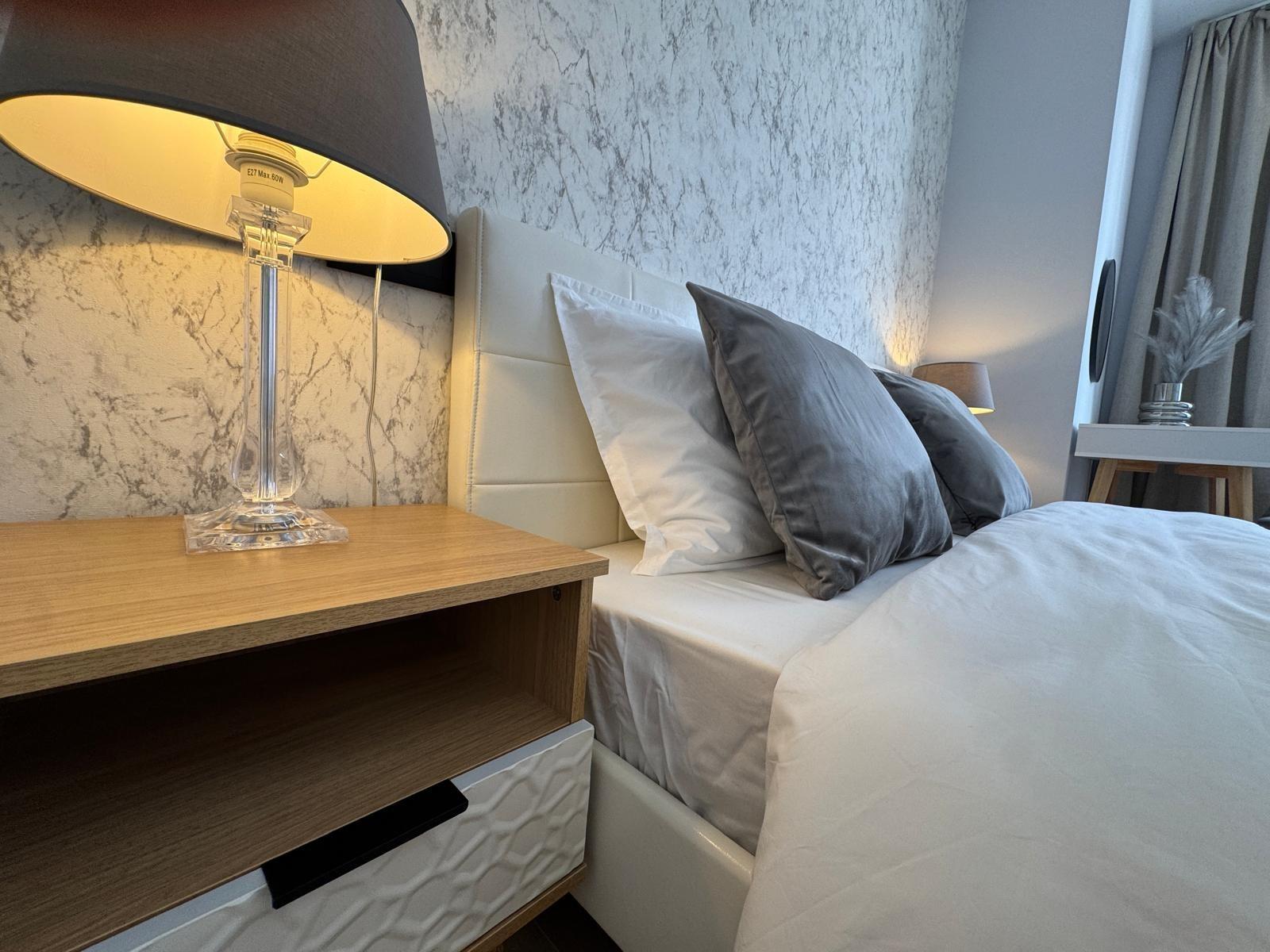 Bedroom in apartment for sale in Torrevieja