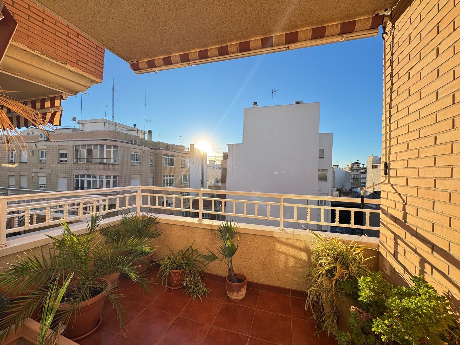 Dining area in apartment for sale in Torrevieja