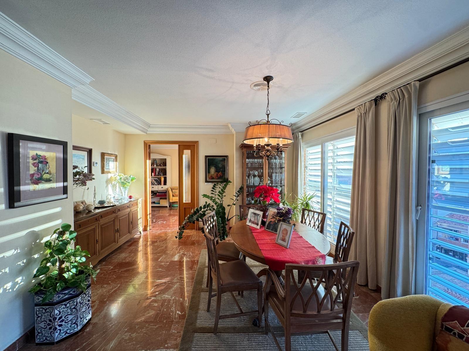 Dining area in apartment for sale in Torrevieja