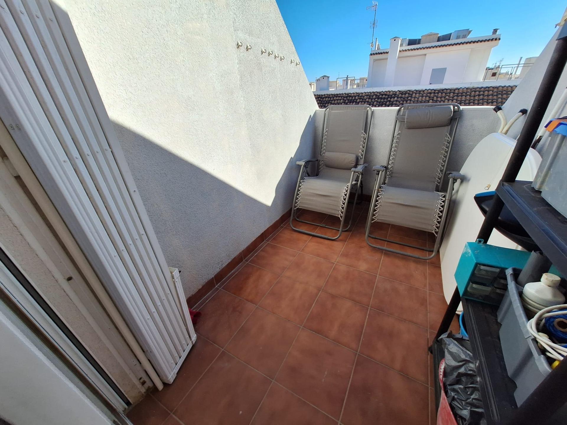 Bedroom in apartment for sale in Torrevieja