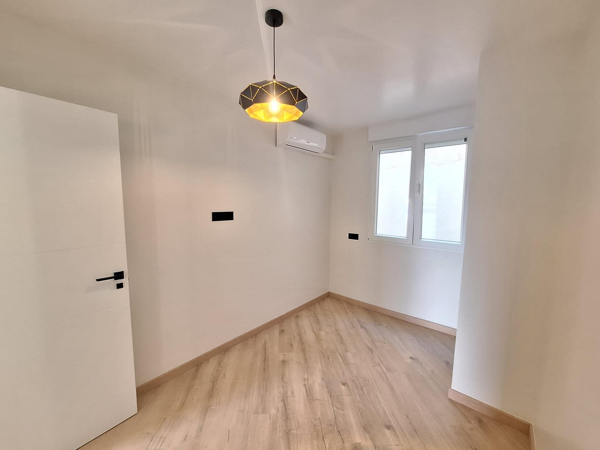 Living room in apartment for sale in Torrevieja