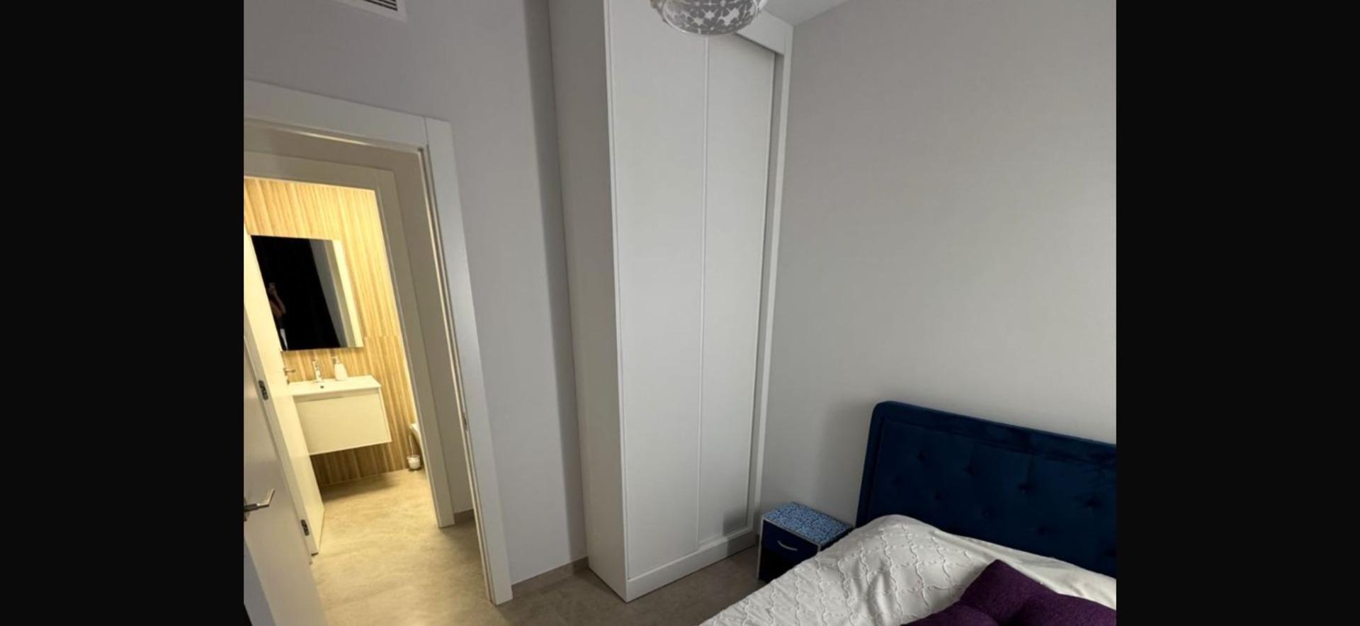 Bathroom in apartment for sale in Torrevieja
