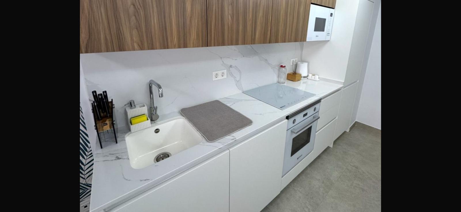 Terrace in apartment for sale in Torrevieja