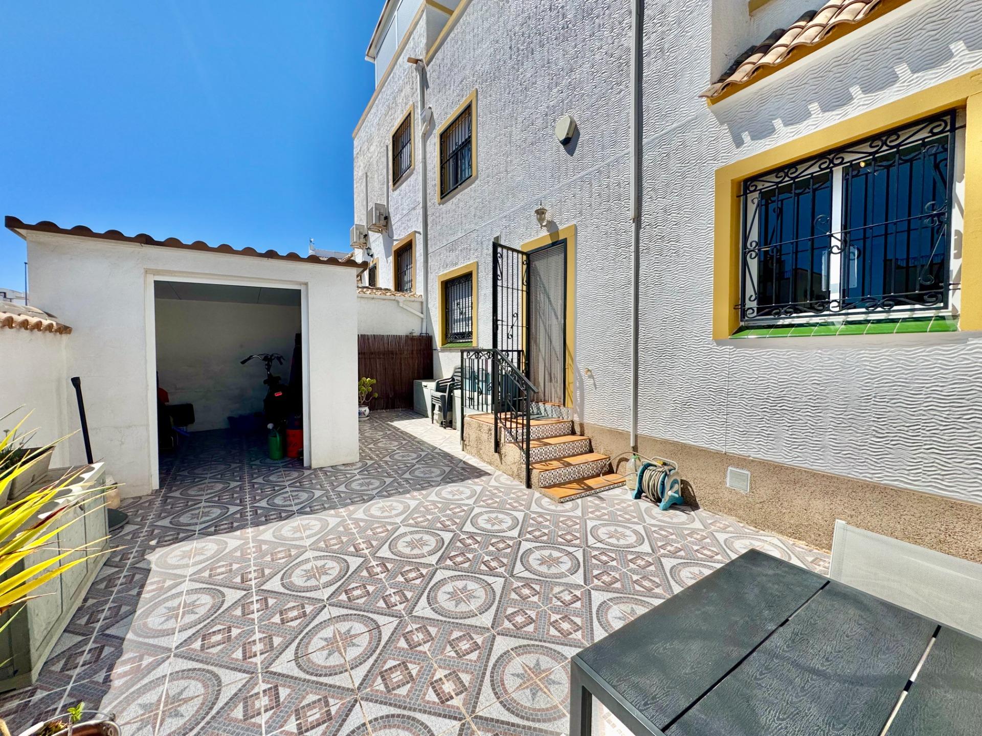 Bedroom in terraced for sale in Orihuela Costa