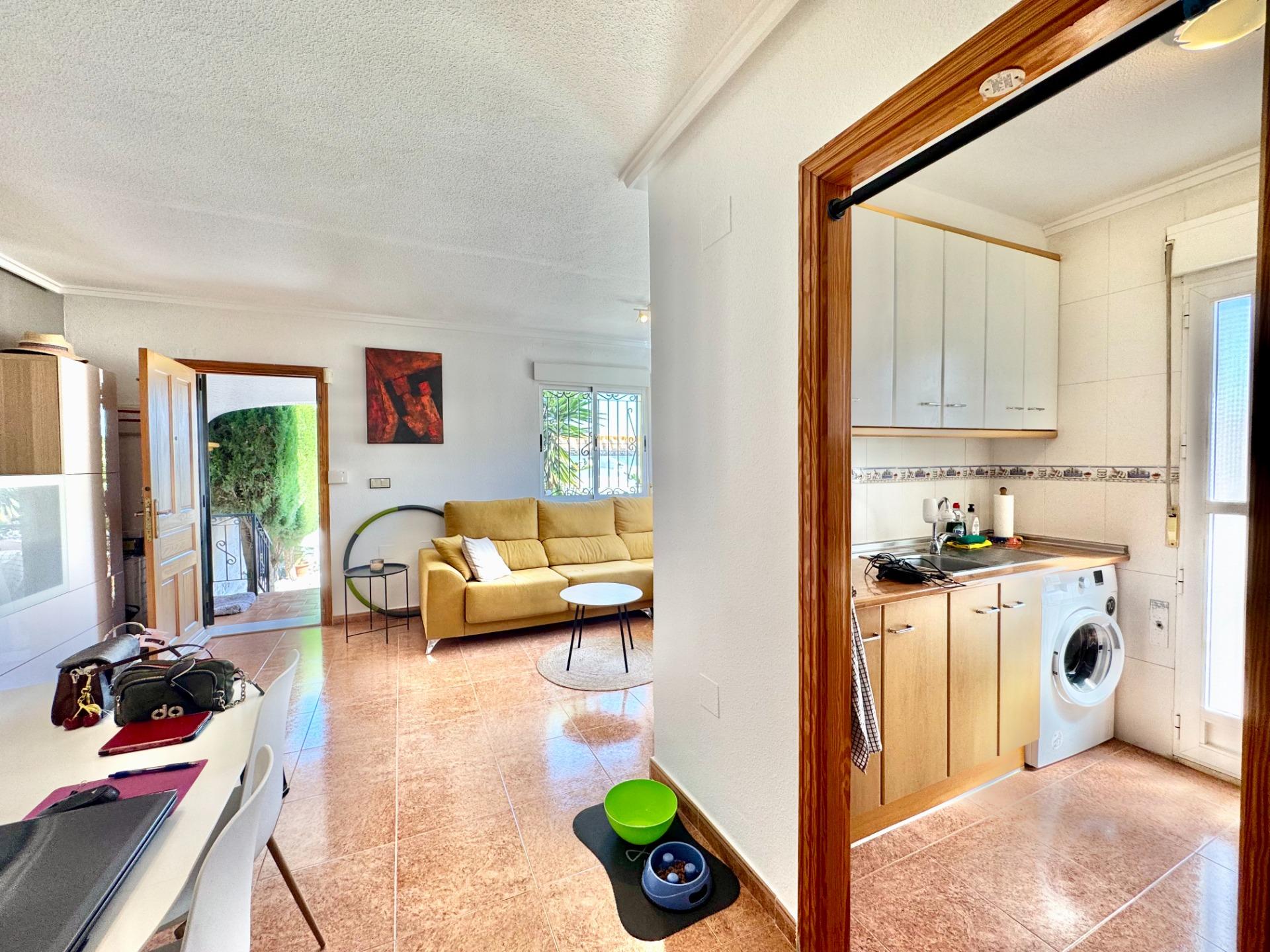 Dining area in terraced for sale in Orihuela Costa