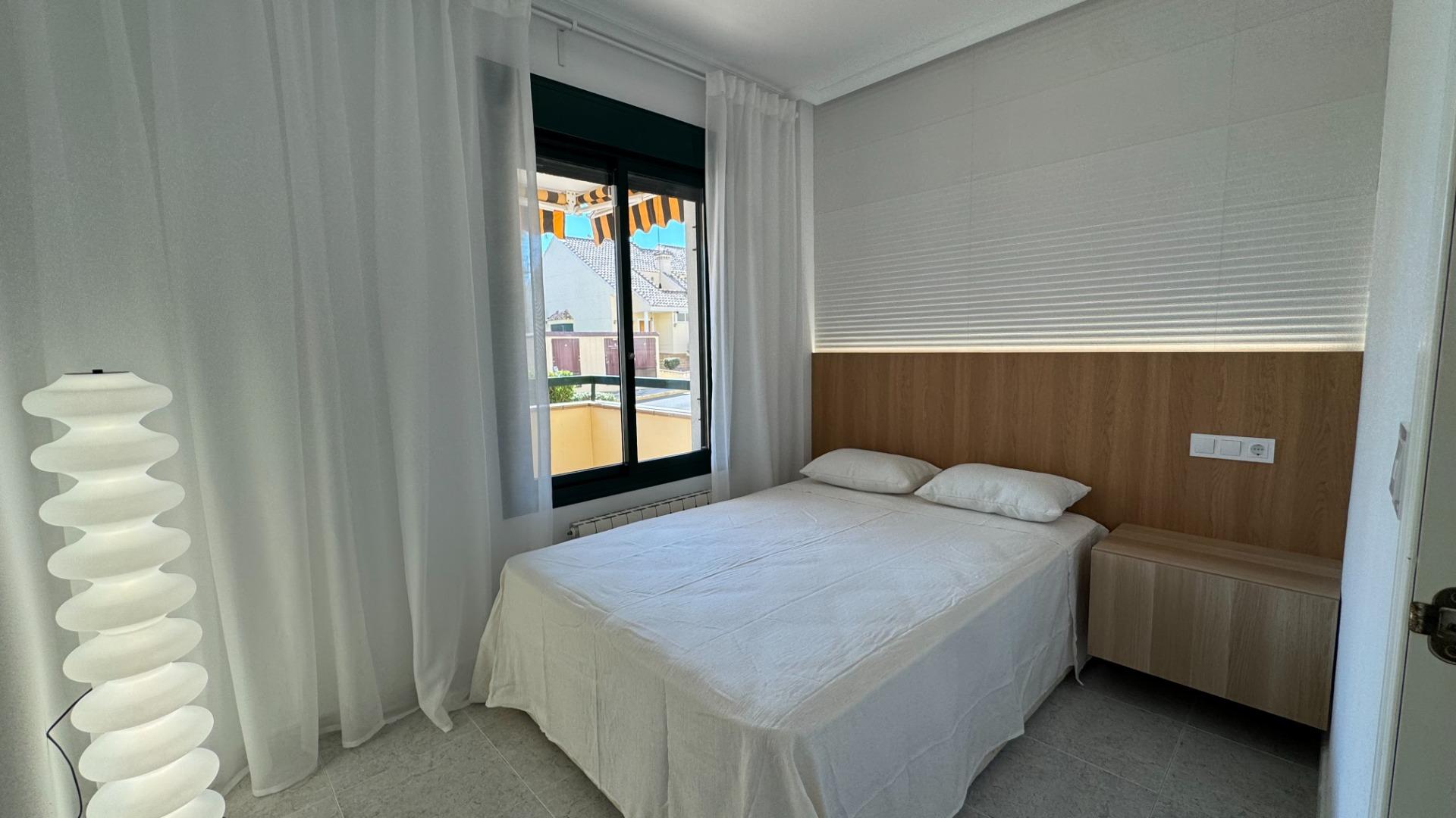 Garden in apartment for sale in Orihuela Costa