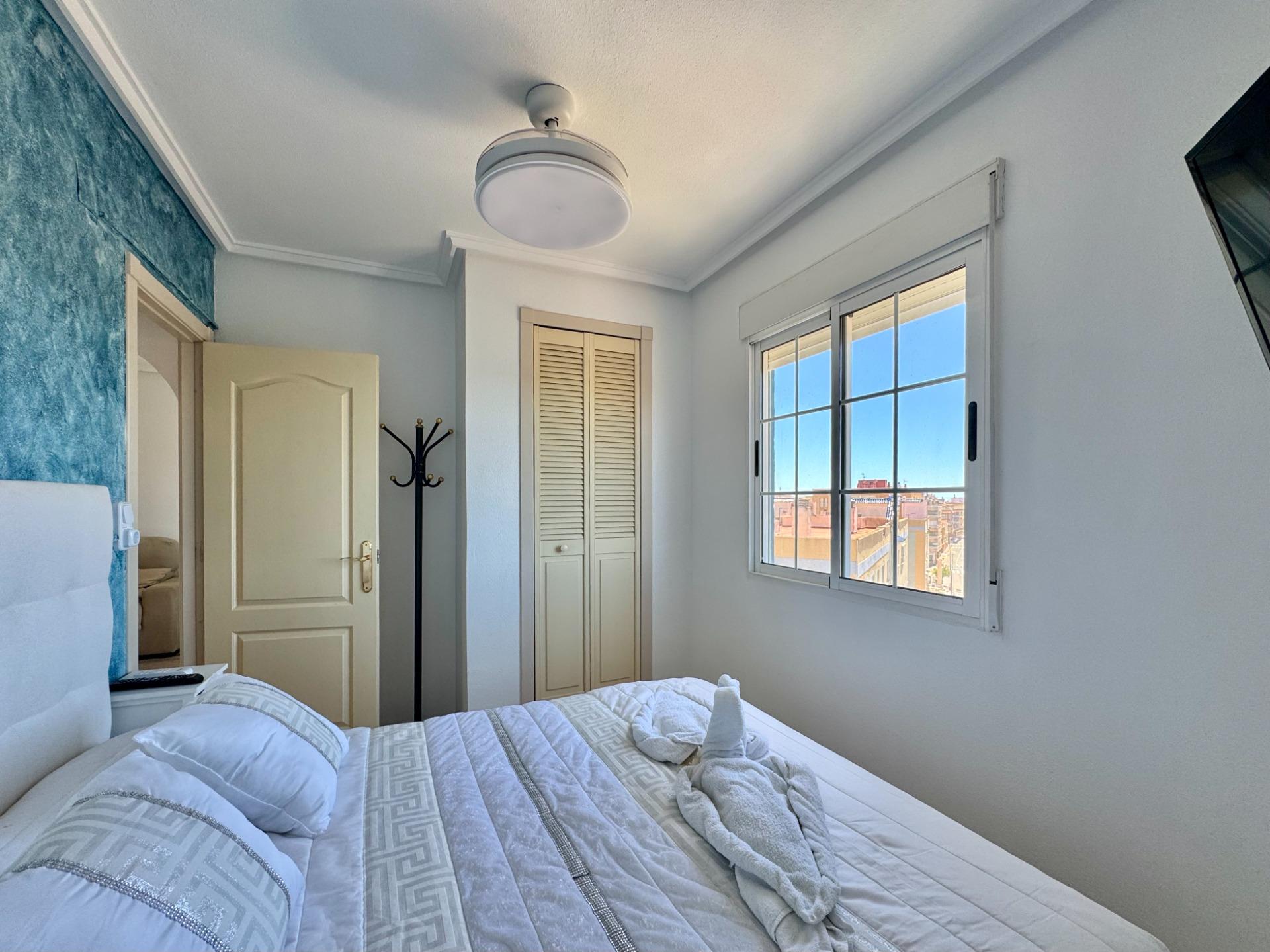 Master bedroom in apartment for sale in Torrevieja