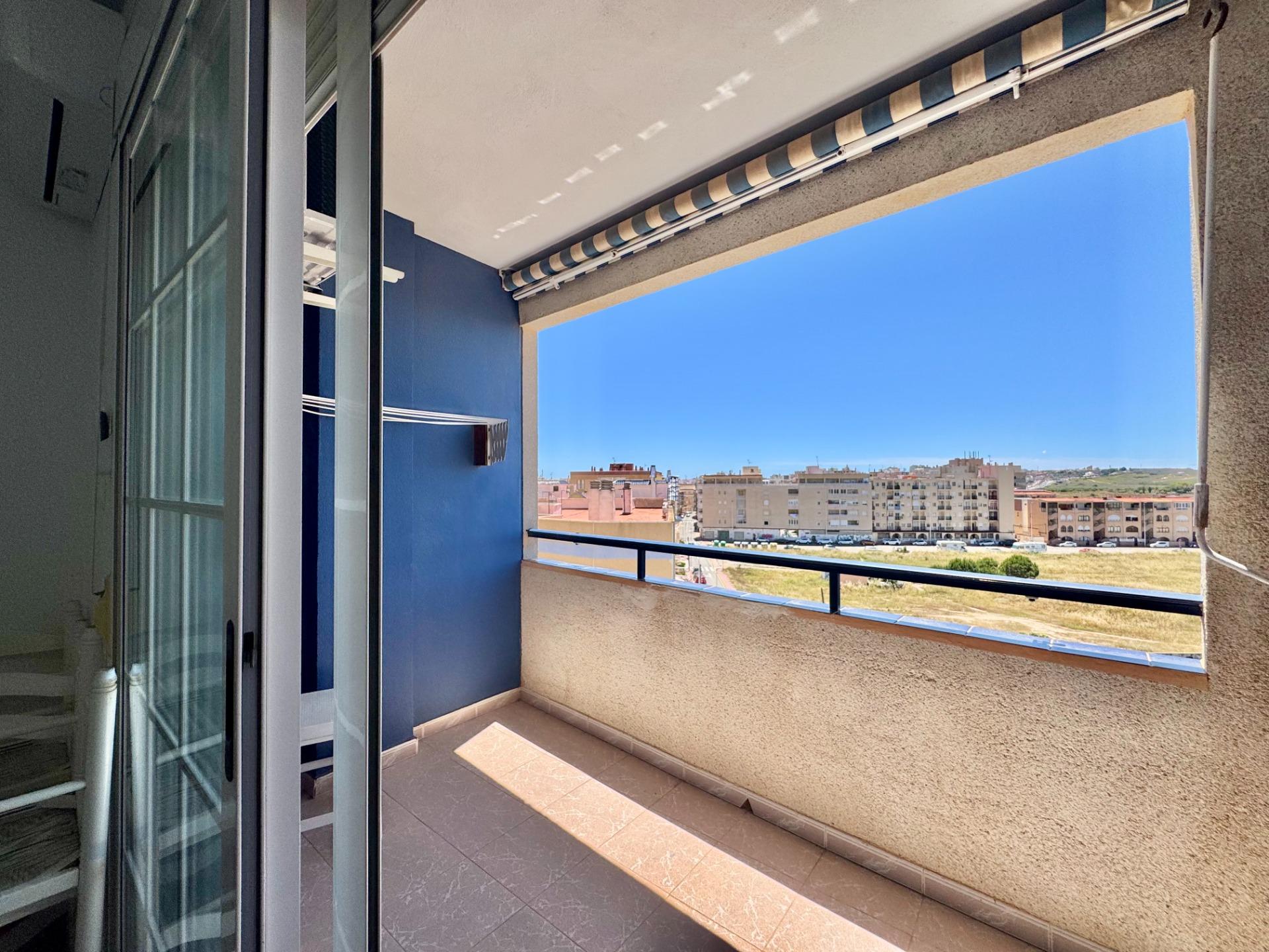 Terrace in apartment for sale in Torrevieja