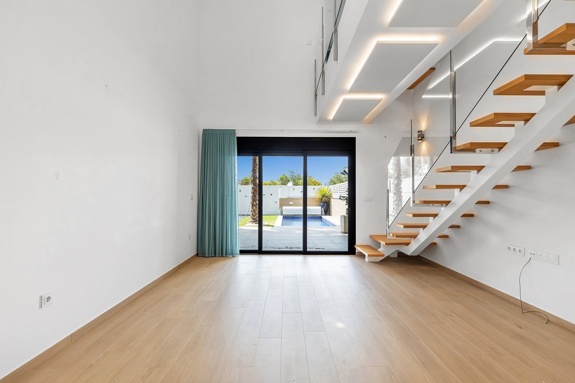 Villa Moderna de Luxo em Benijófar – Um Refúgio de Elegância na Costa Blanca