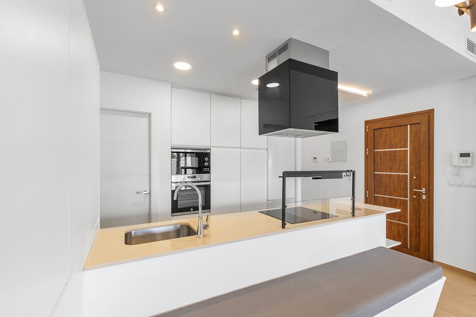 Terrace in villa for sale in Benijofar