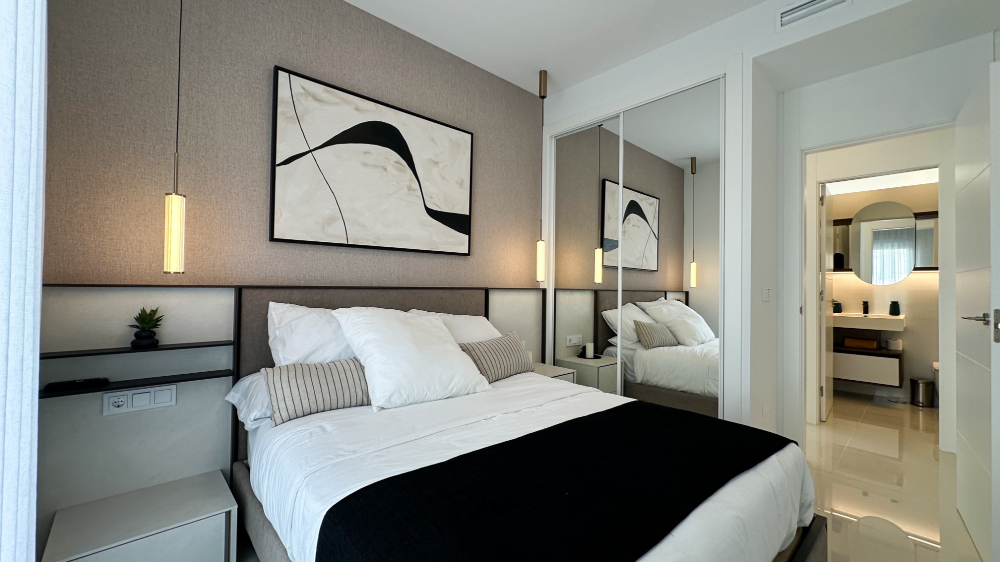 Master bedroom in bungalow for sale in Ciudad Quesada