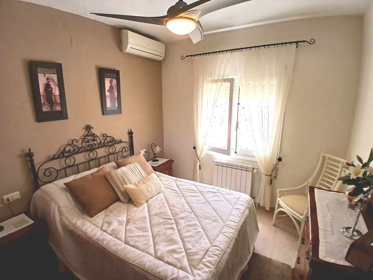 Terrace in villa for sale in Villamartin