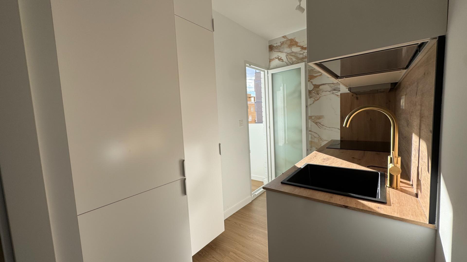 Dining area in penthouse for sale in Torrevieja