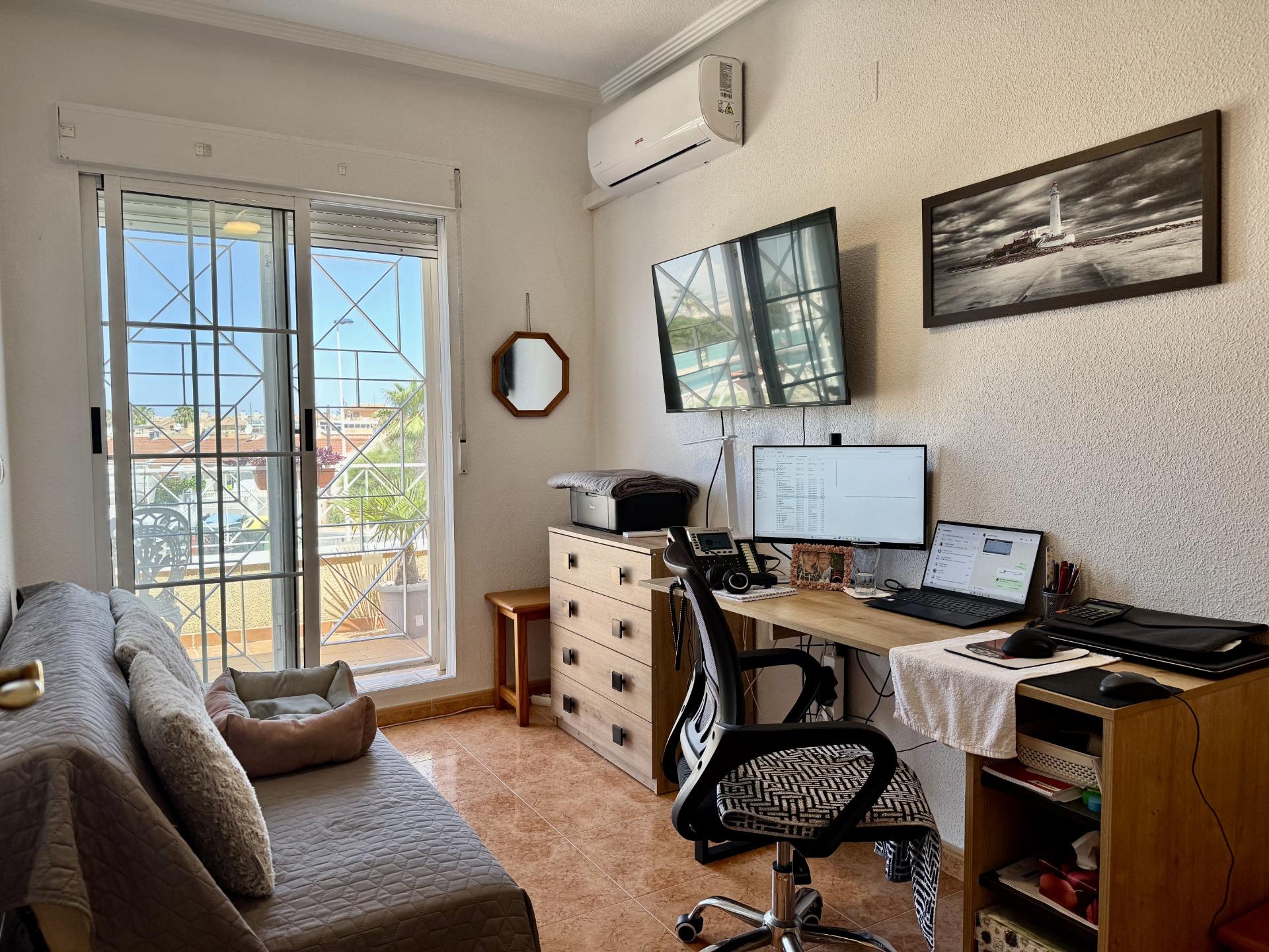 Bathroom in terraced for sale in Torrevieja