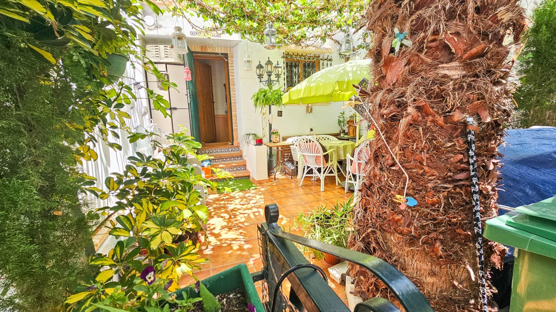 Dining area in terraced for sale in Orihuela Costa
