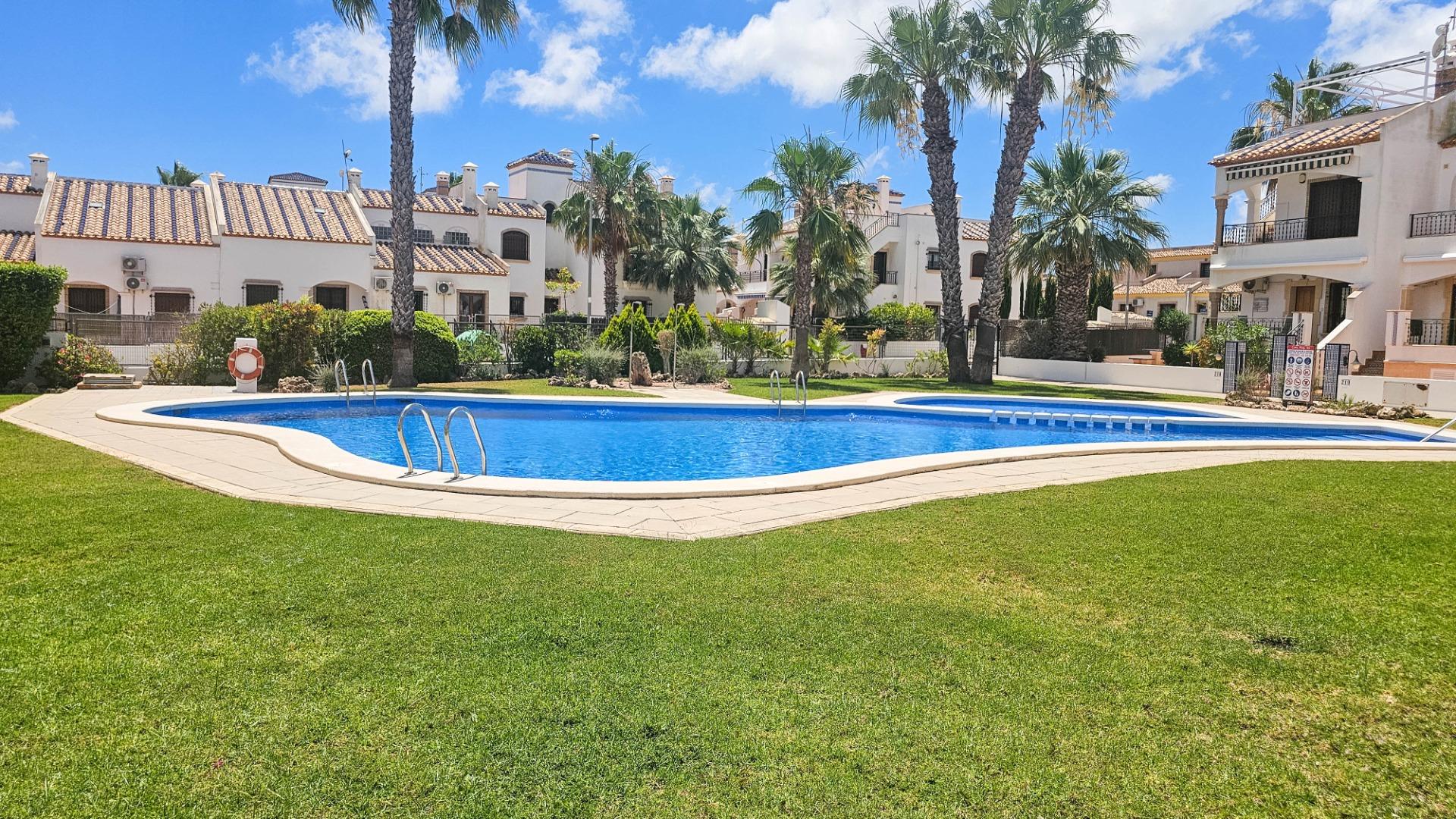 Bedroom in terraced for sale in Orihuela Costa