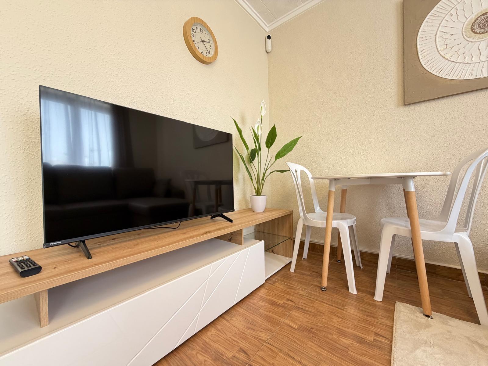 Dining area in bungalow for sale in Torrevieja