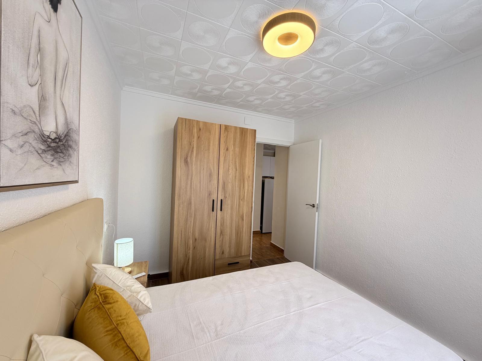 Bedroom in bungalow for sale in Torrevieja