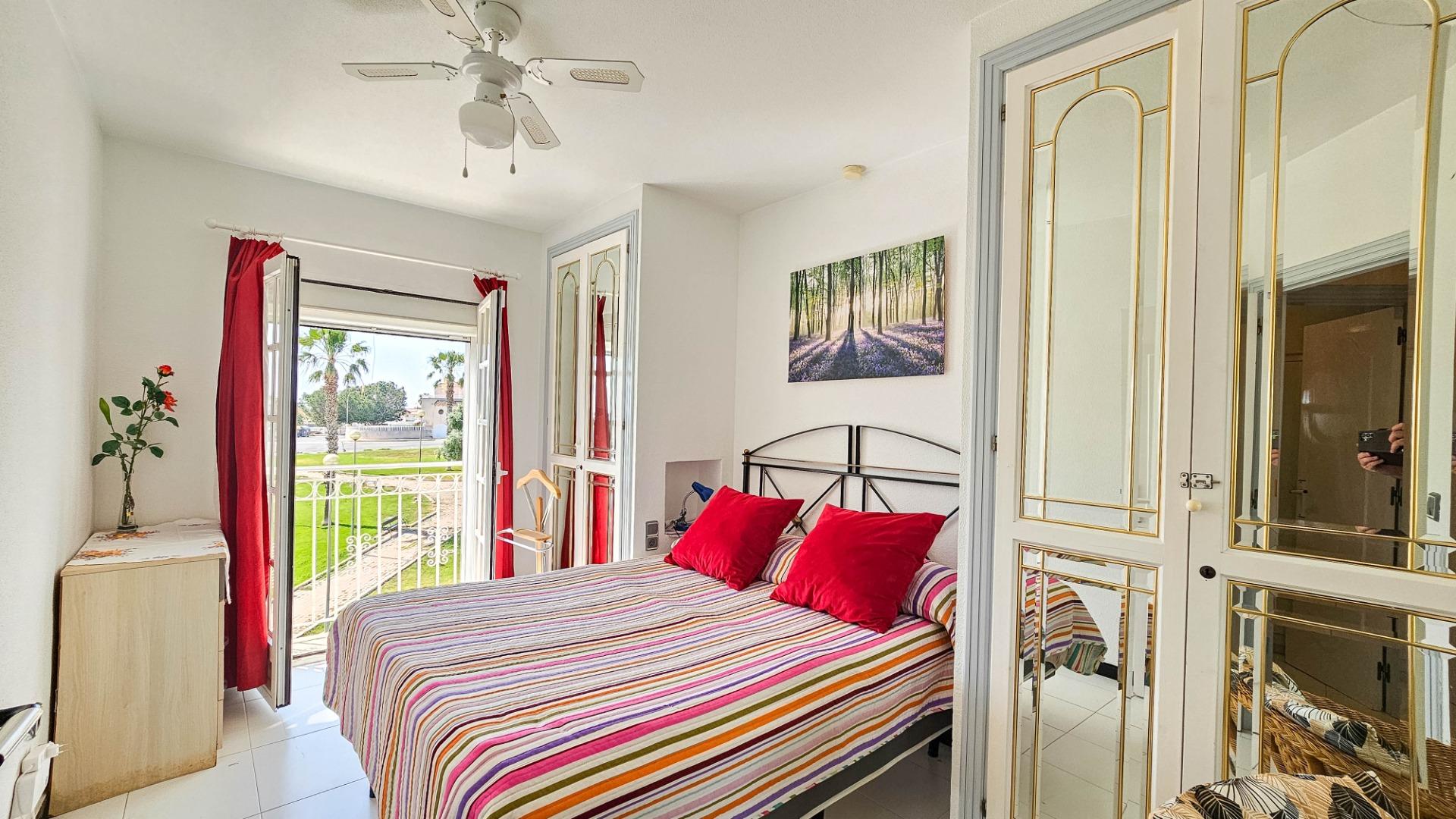 Master bedroom in bungalow for sale in Orihuela Costa