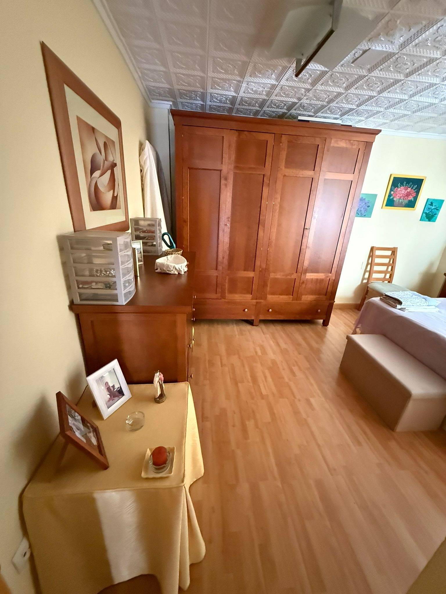 Master bedroom in apartment for sale in Lo Pagan