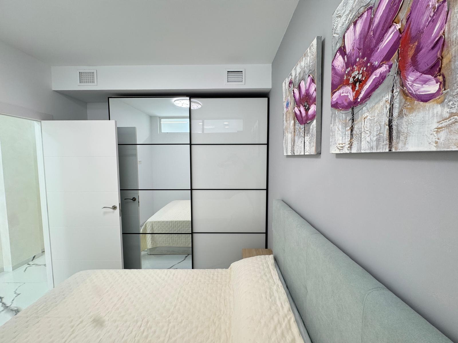 Terrace in apartment for sale in Torrevieja