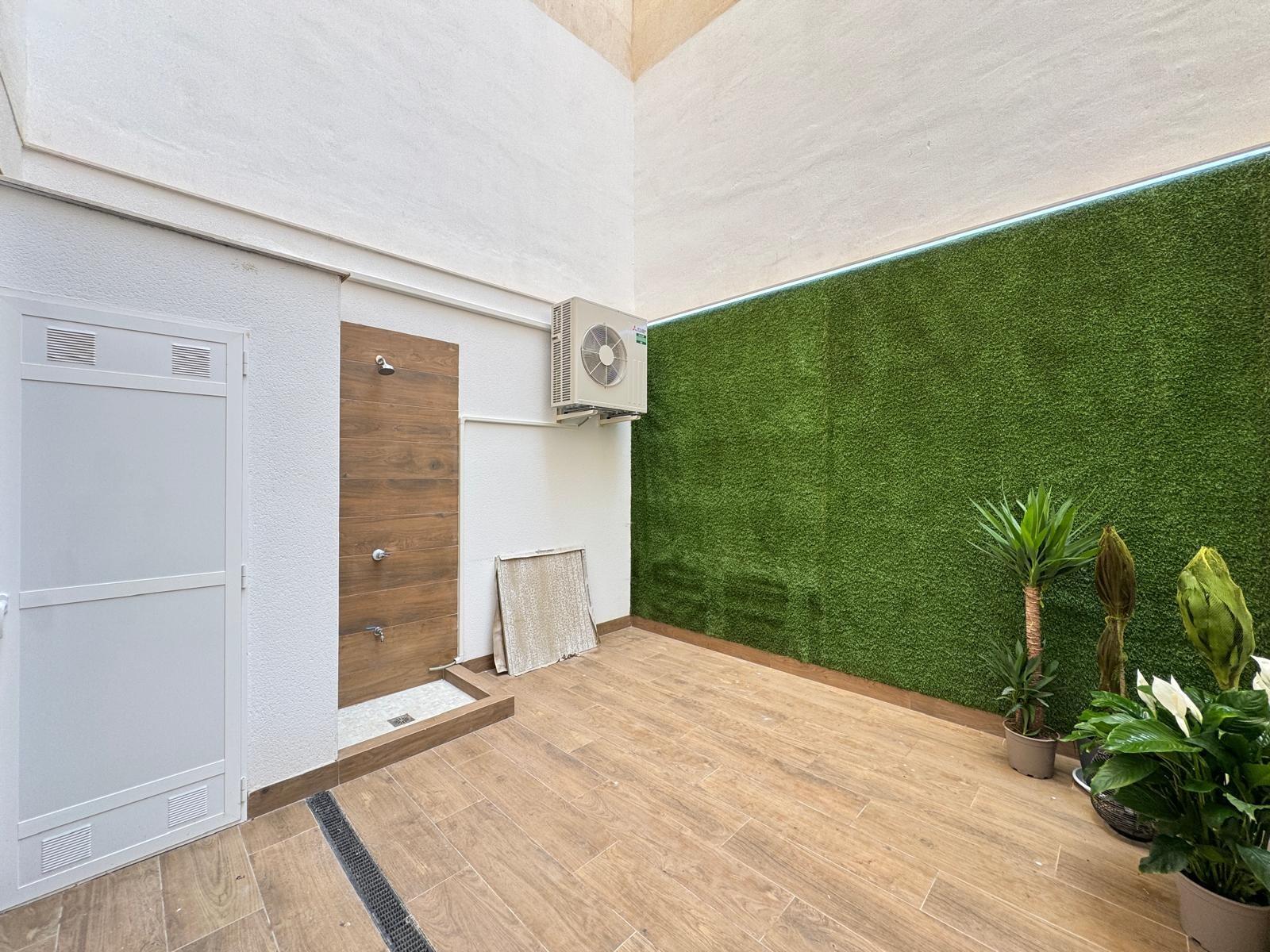Dining area in apartment for sale in Torrevieja