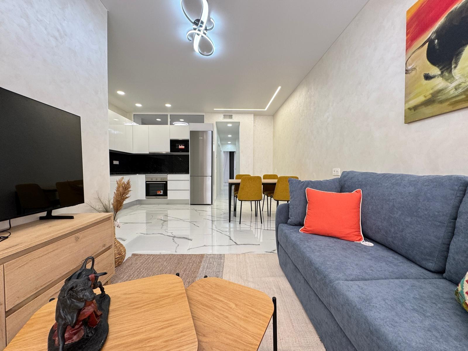Terrace in apartment for sale in Torrevieja