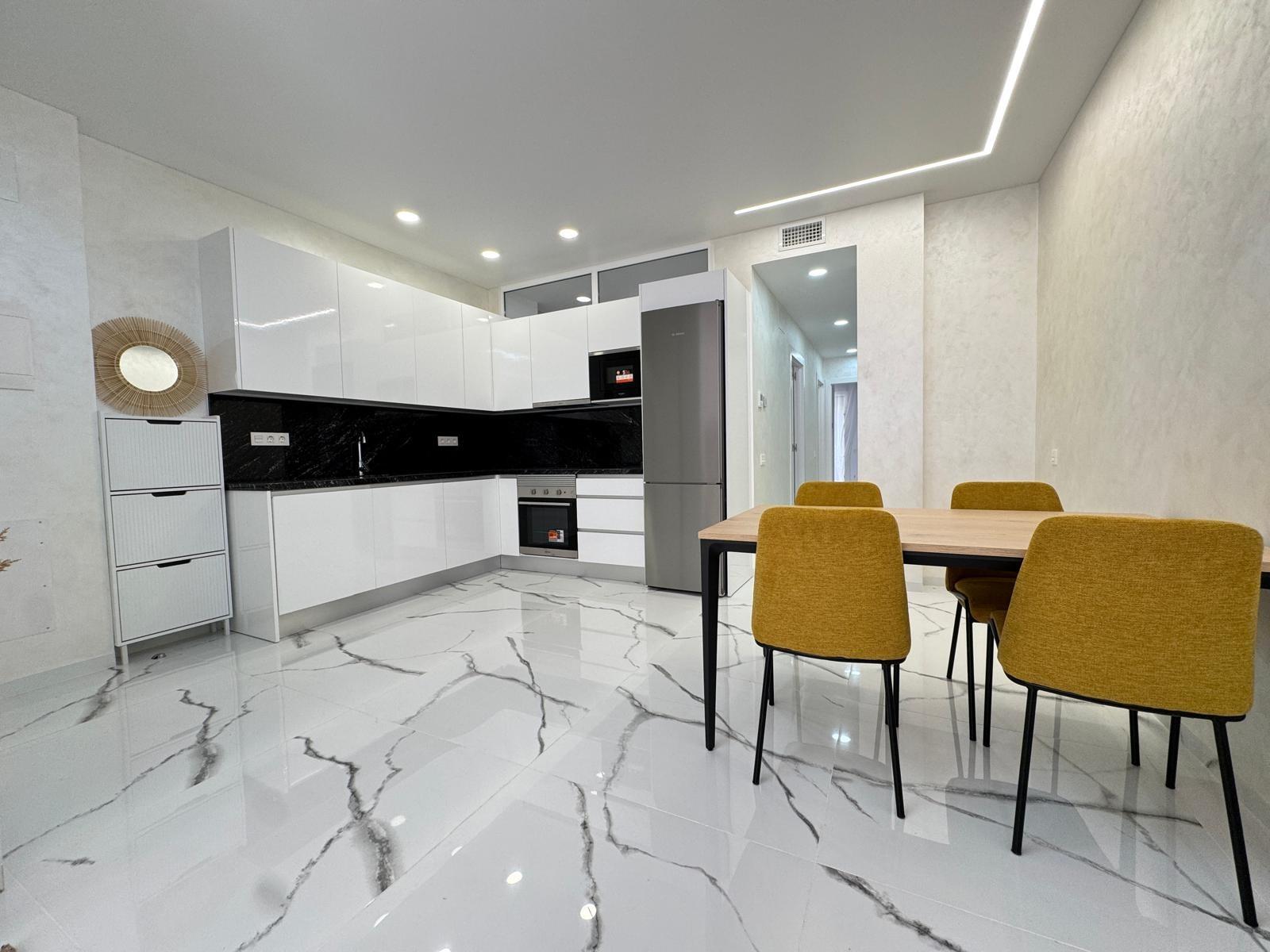 Dining area in apartment for sale in Torrevieja