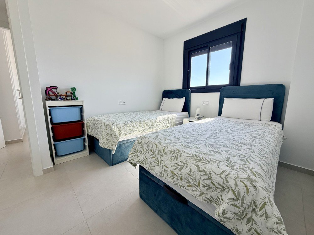 Bedroom in apartment for sale in Orihuela Costa