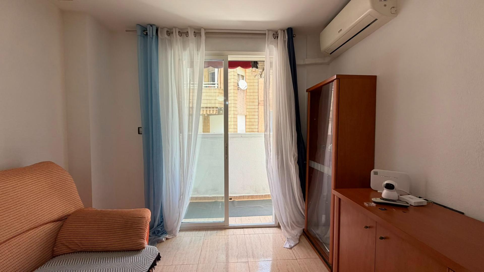 Garden in apartment for sale in Torrevieja