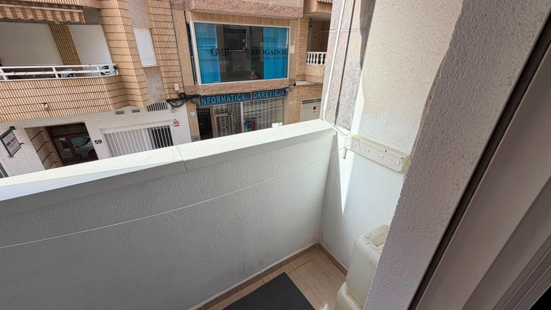 Living room in apartment for sale in Torrevieja