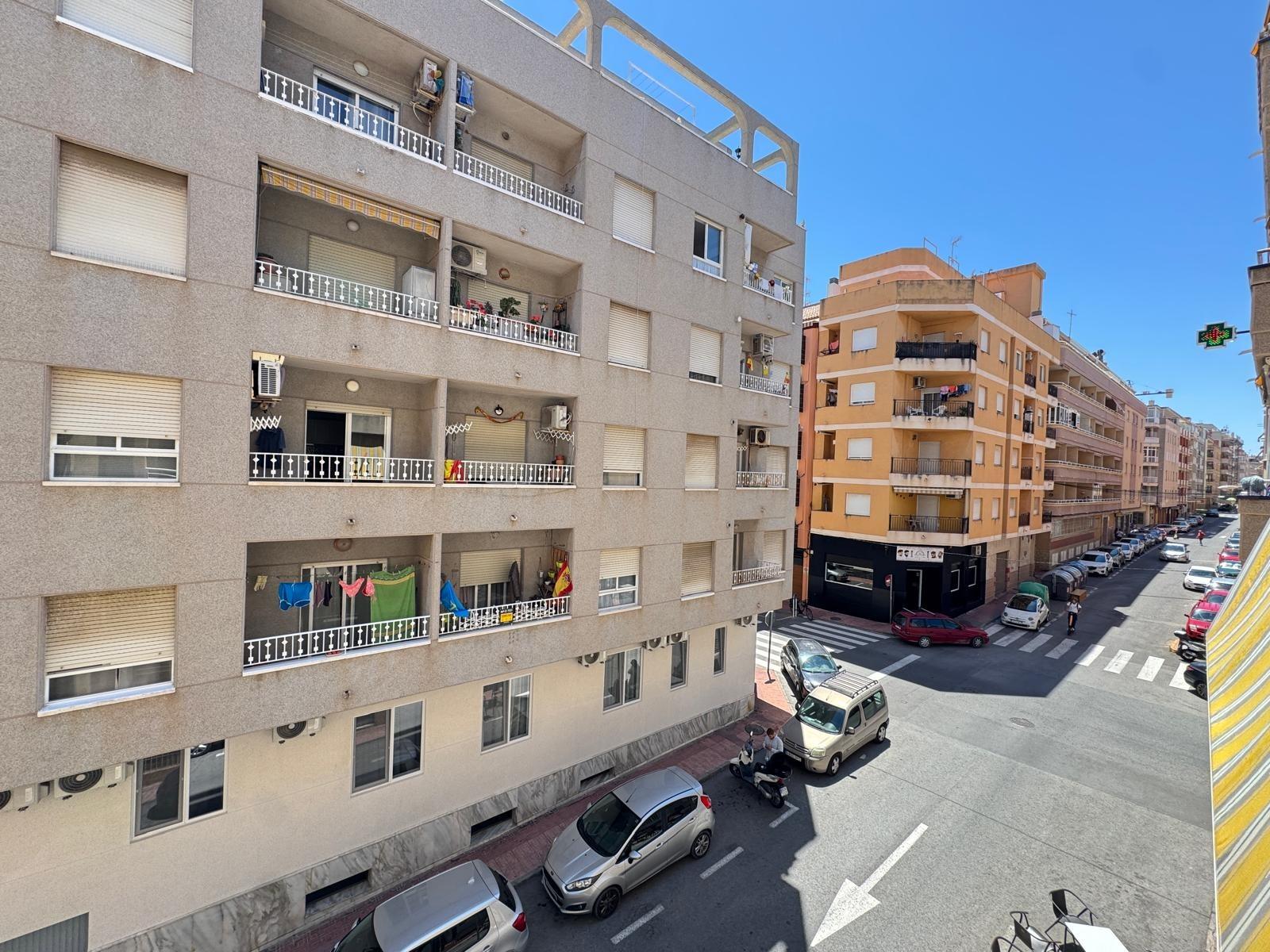 Dining area in apartment for sale in Torrevieja