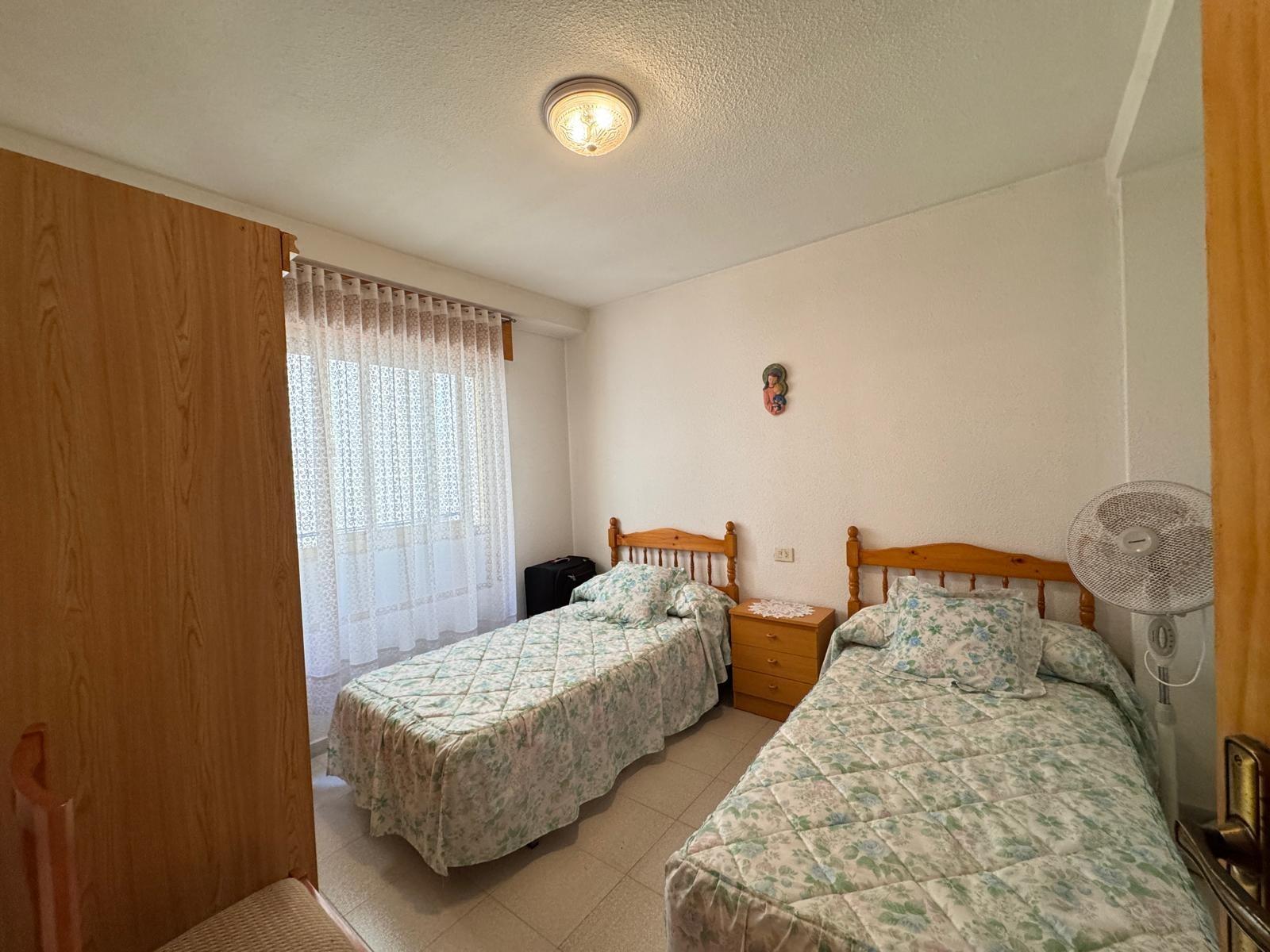 Bedroom in apartment for sale in Torrevieja