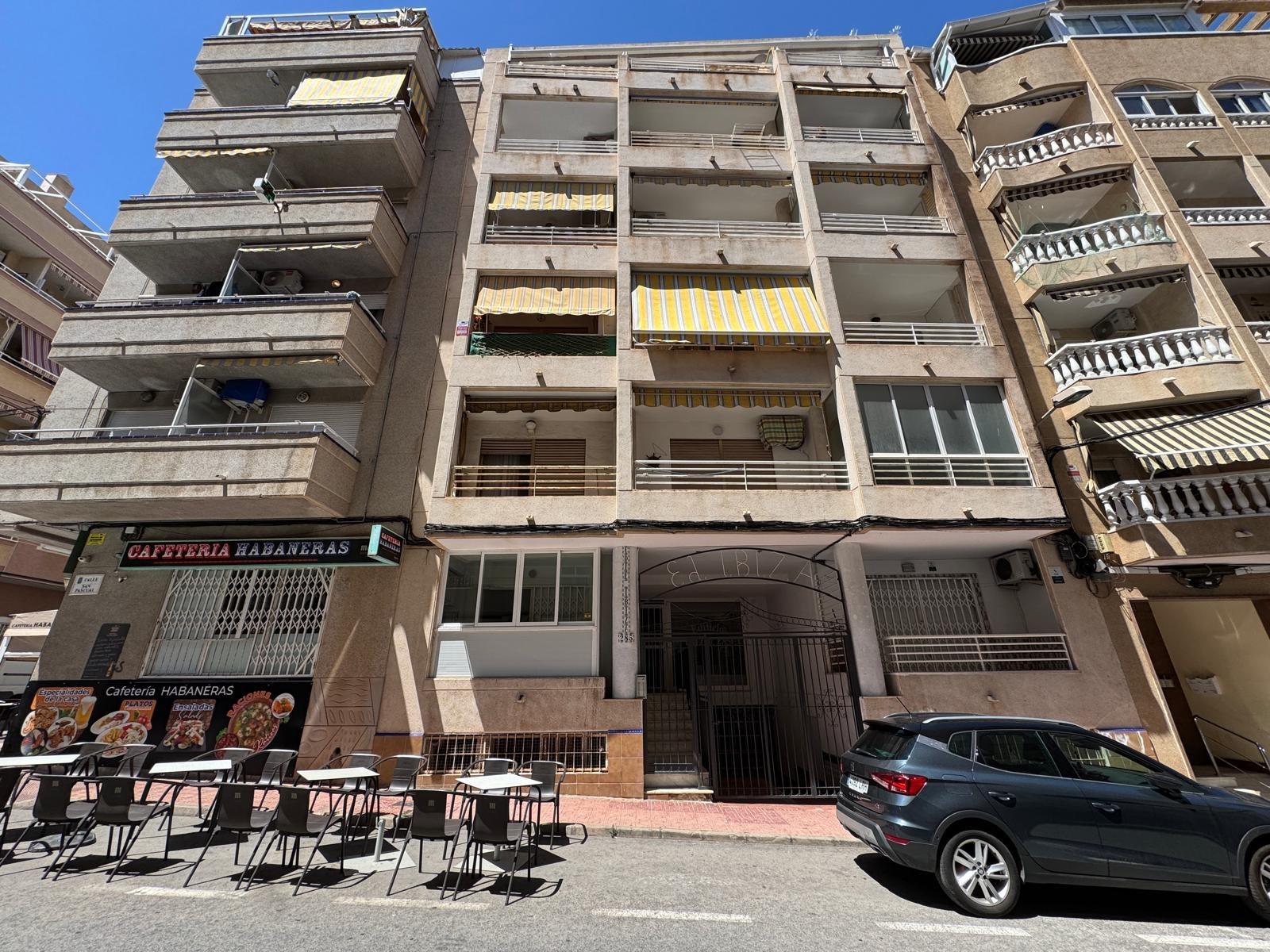 Garden in apartment for sale in Torrevieja