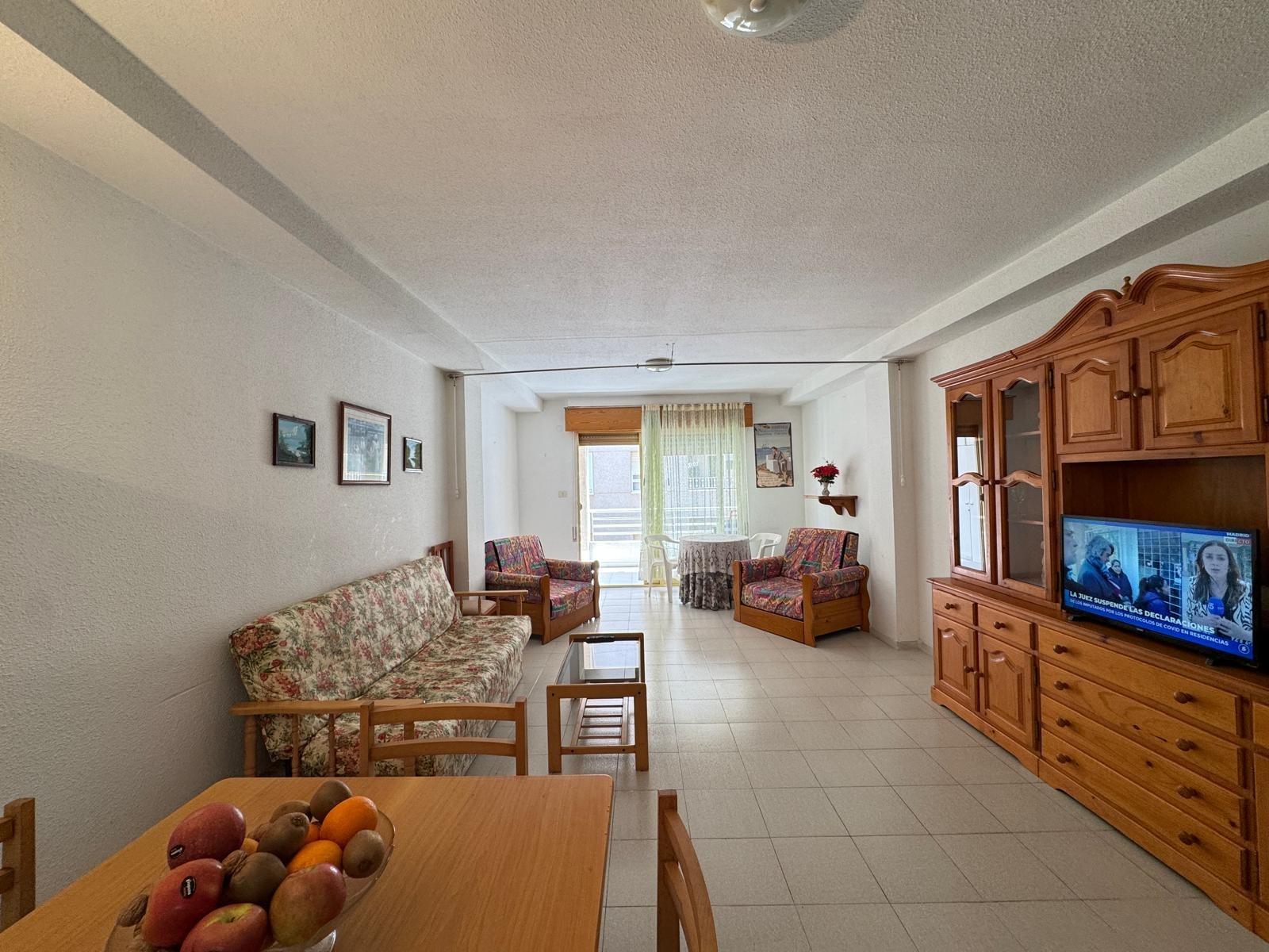 Bedroom in apartment for sale in Torrevieja