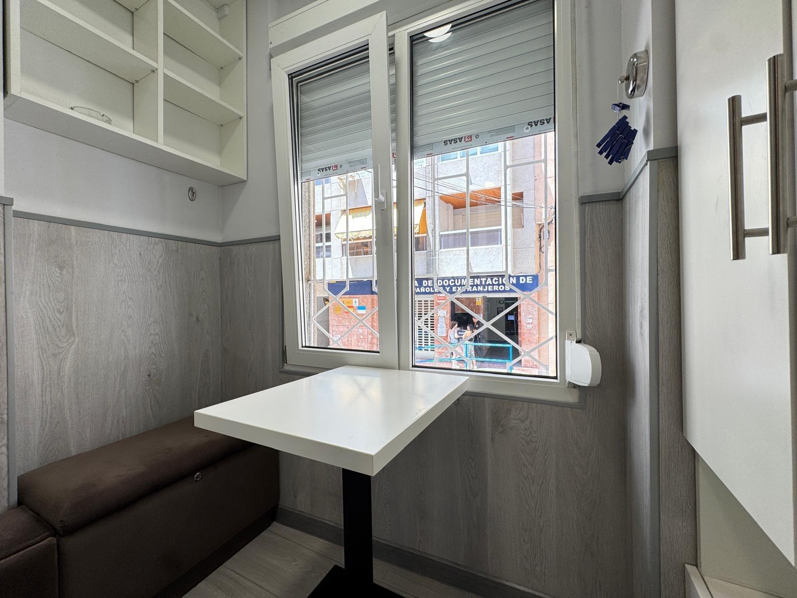 Master bedroom in apartment for sale in Torrevieja