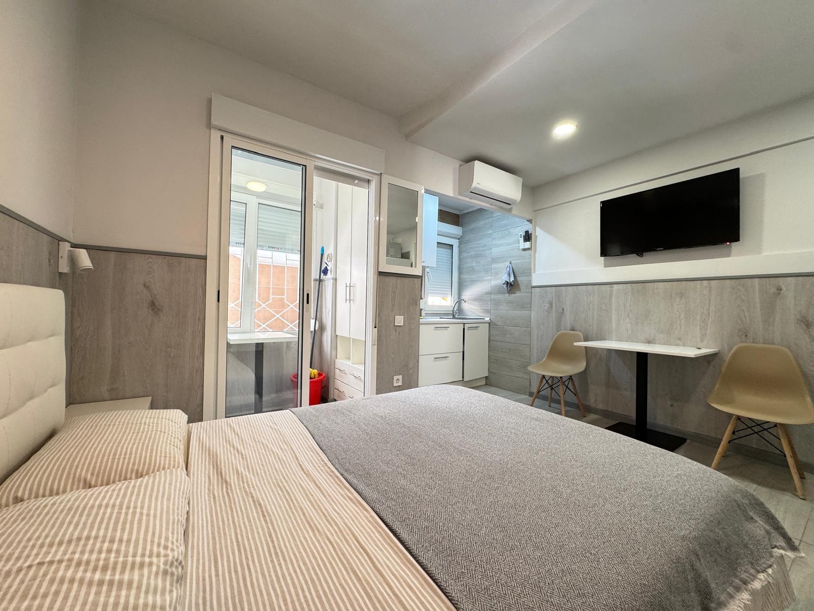 Bedroom in apartment for sale in Torrevieja
