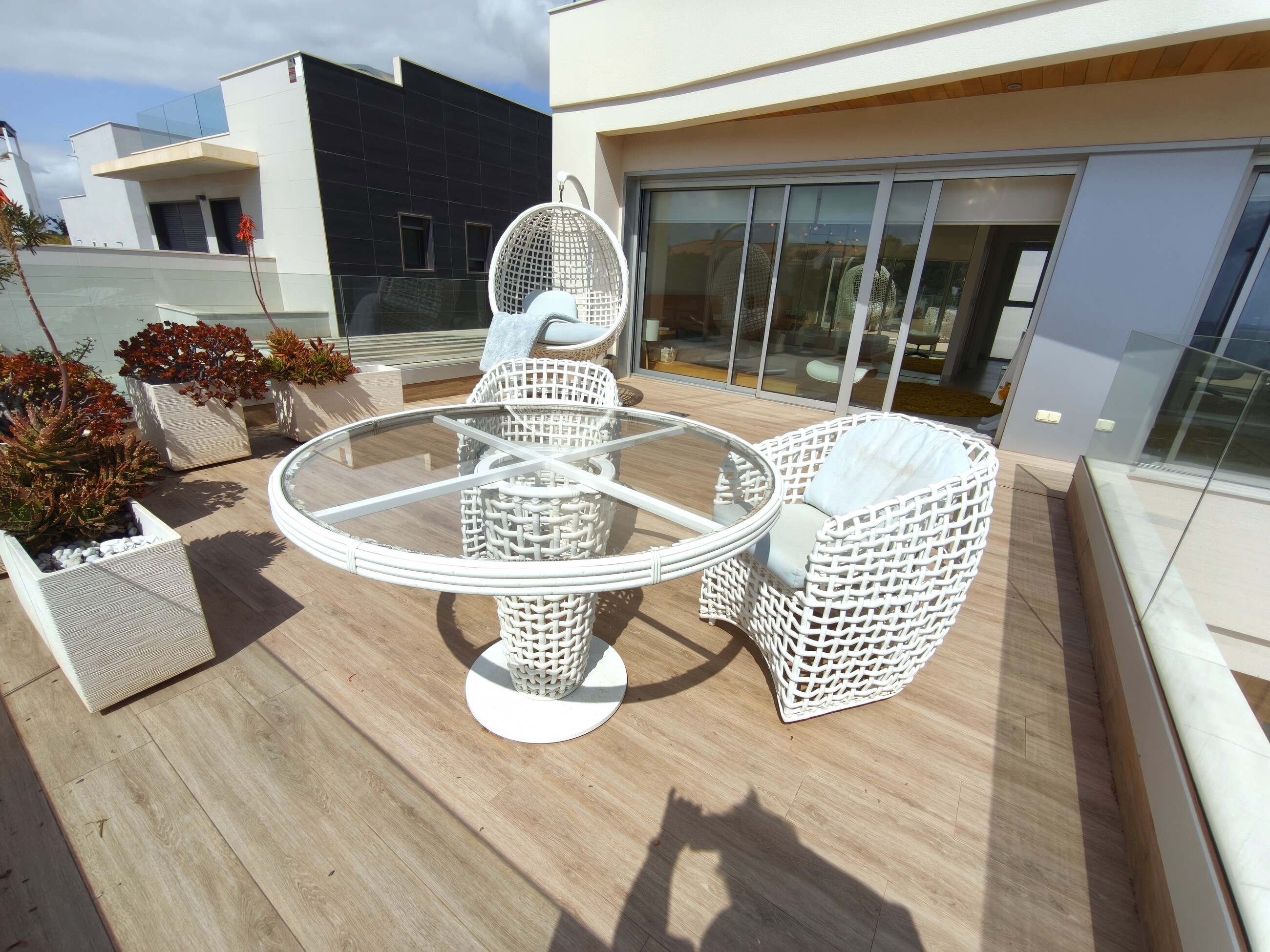 Garden in villa for sale in Orihuela Costa