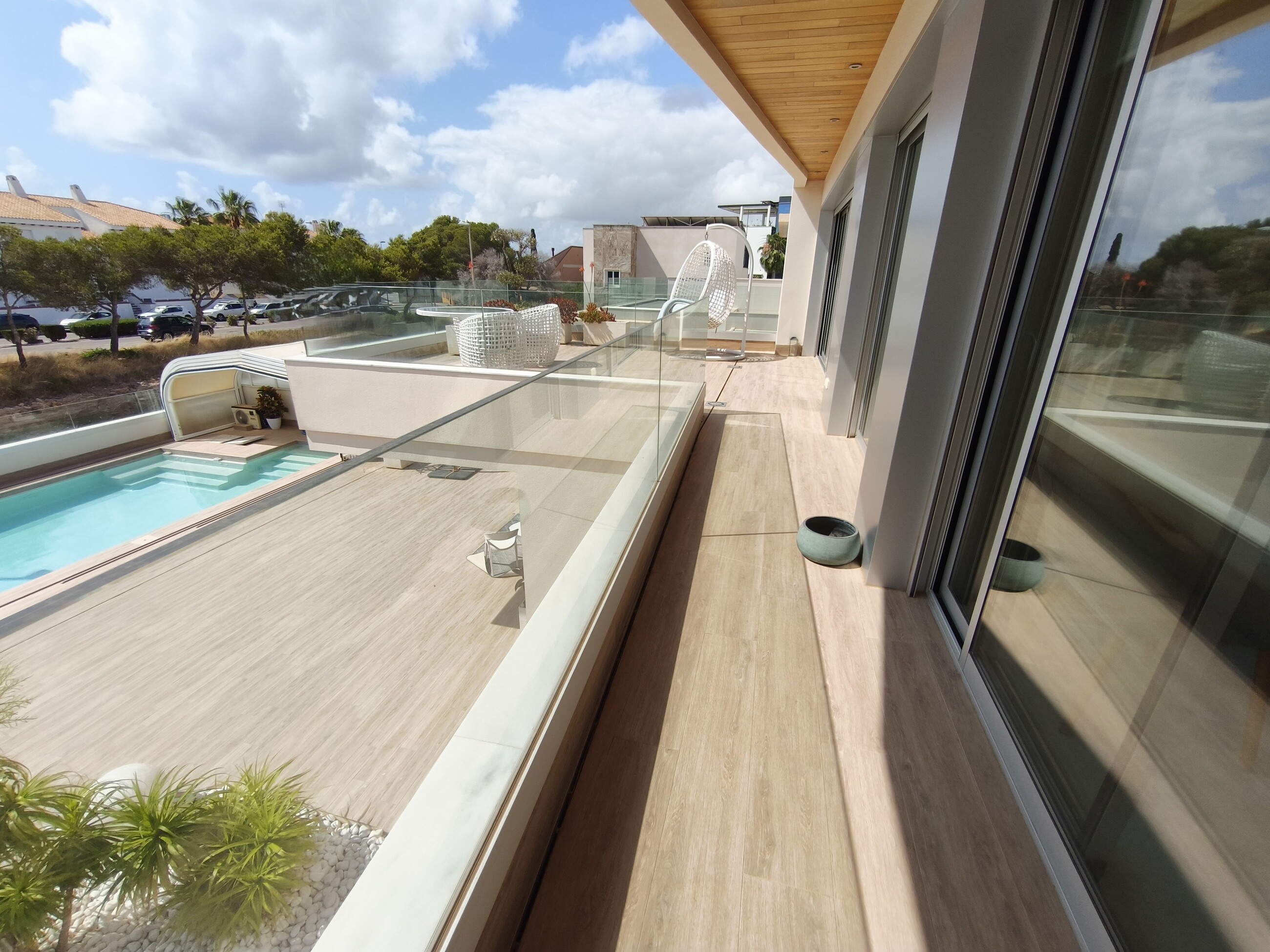 Garden in villa for sale in Orihuela Costa