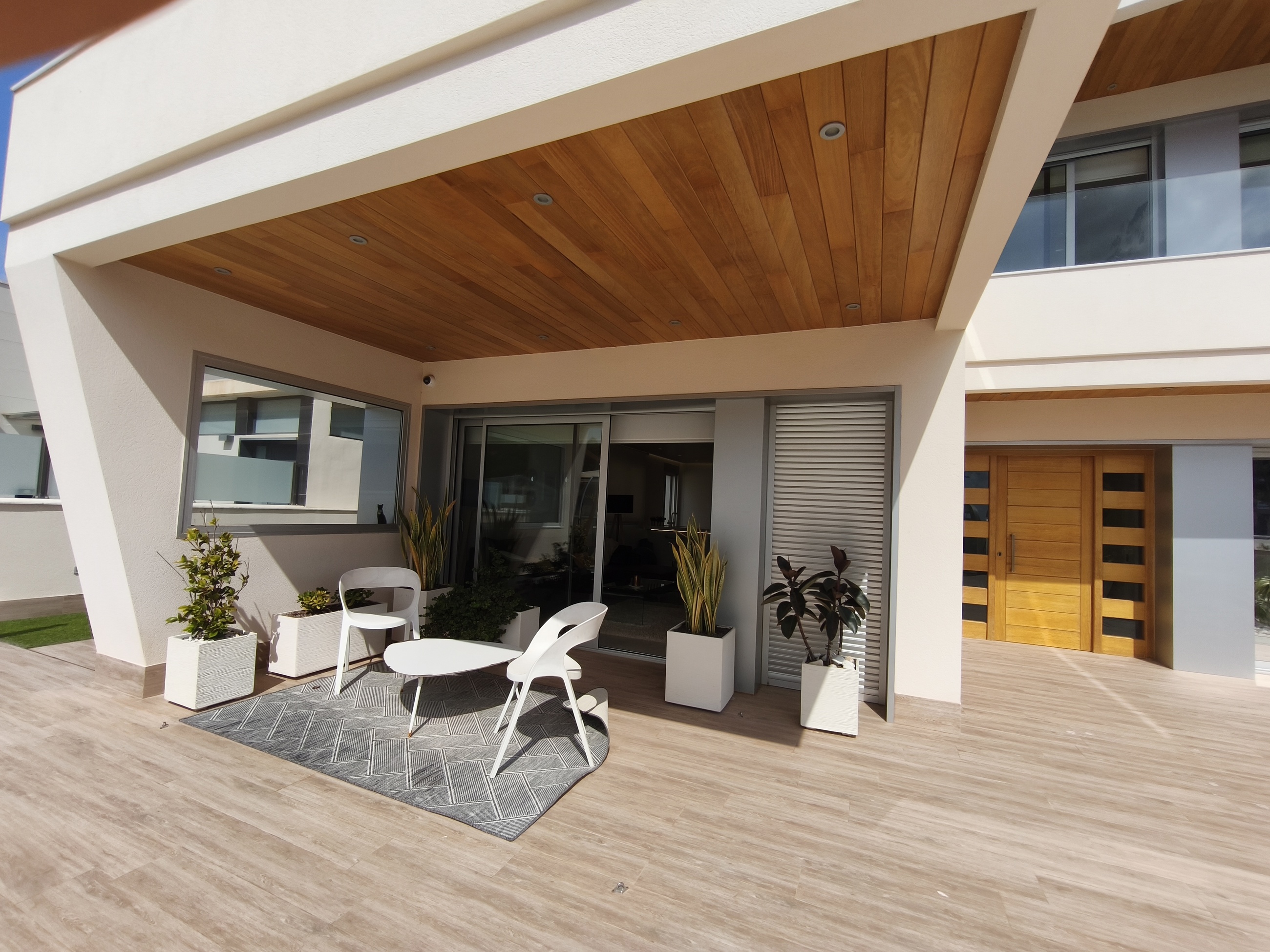 Dining area in villa for sale in Orihuela Costa