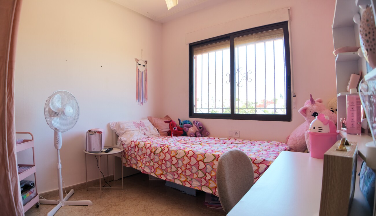 Dining area in villa for sale in Blue Lagoon