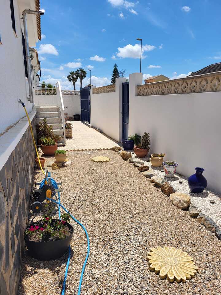 Kitchen in villa for sale in Mazarron