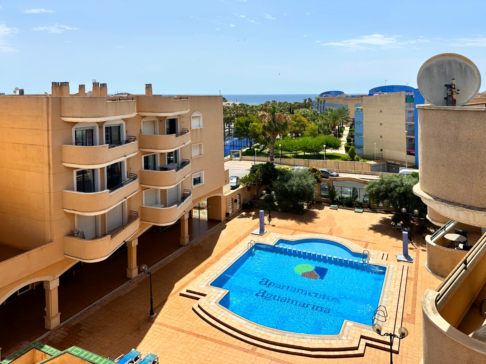 Kitchen in apartment for sale in Orihuela Costa