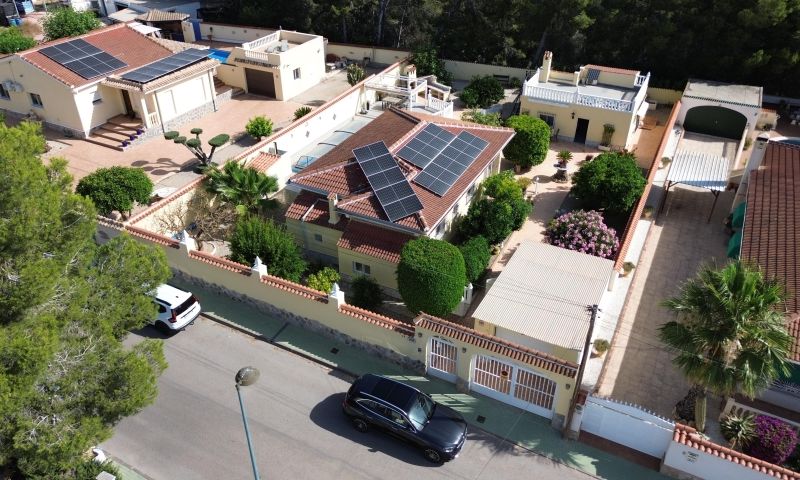 Kitchen in villa for sale in Pinar de Campoverde