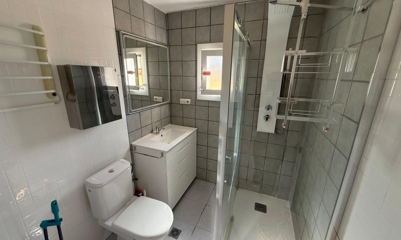 Bedroom in villa for sale in Pinar de Campoverde