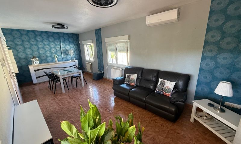 Kitchen in villa for sale in Pinar de Campoverde