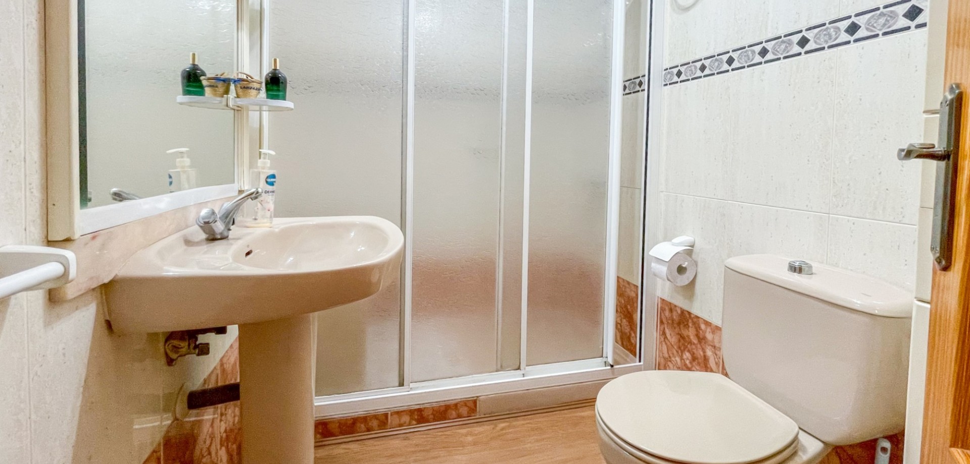Terrace in apartment for sale in Torrevieja